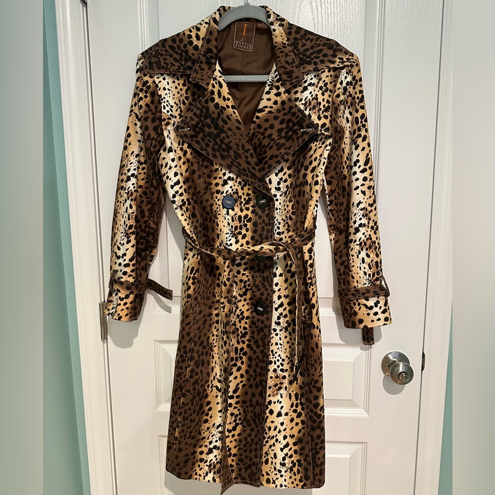 Mystiq Pointe size small women’s leopard trench coat NWOT